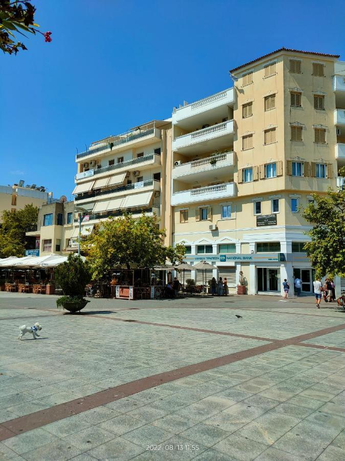 Ca Comfort Living Каламата Екстериор снимка